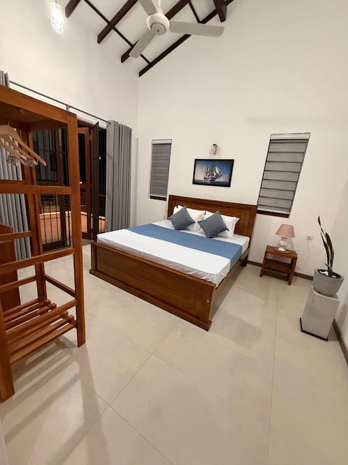 Bedroom with Balcony Access